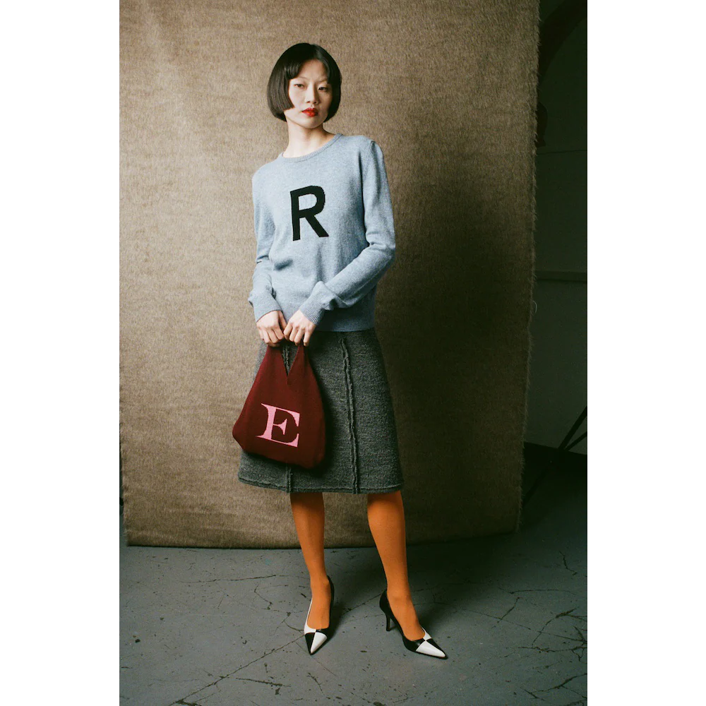 Alphabet R Knit - Image 3